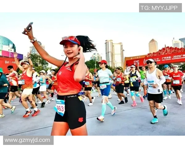 广州滑板队在城市马拉松积分榜中以73分稳居第一名引发关注